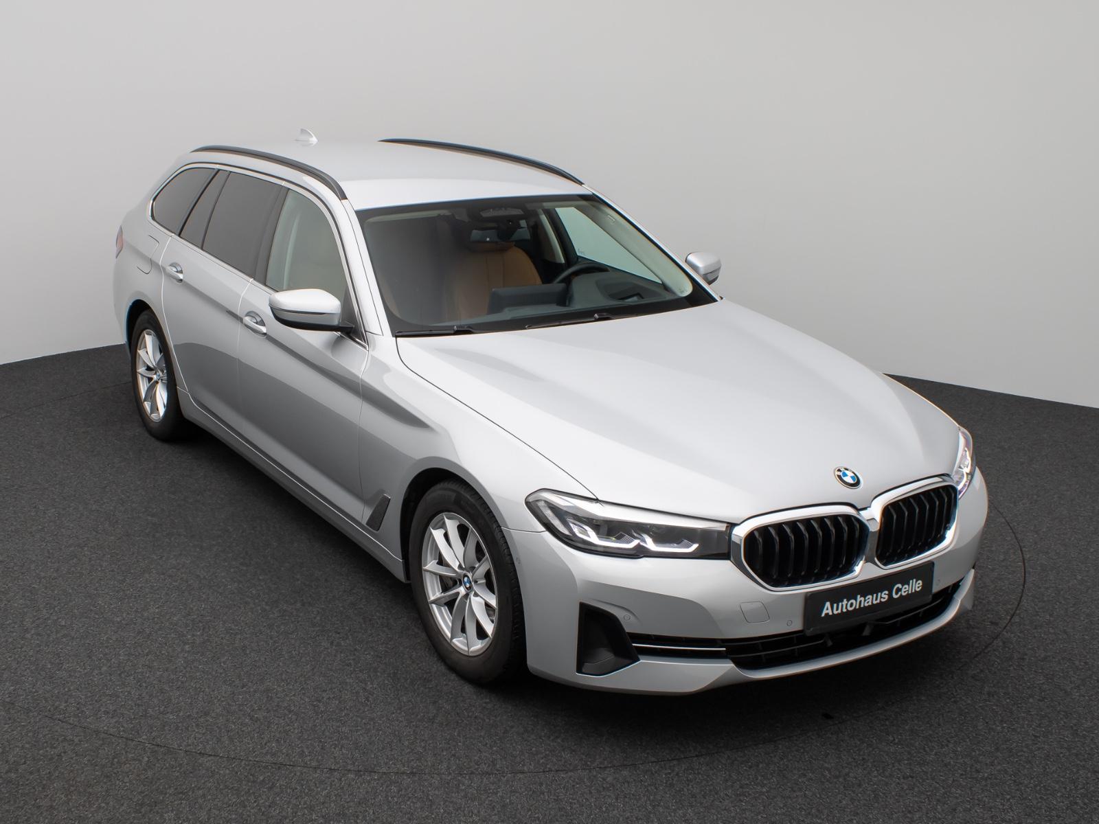 BMW 530d Tour HUD ACC Kamera DAB  Komfortzugang