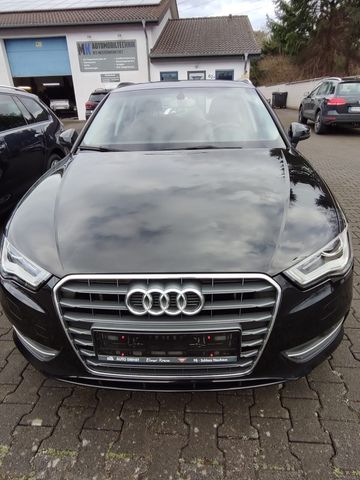 Audi A3 1.6 TDI Attraction Sportback