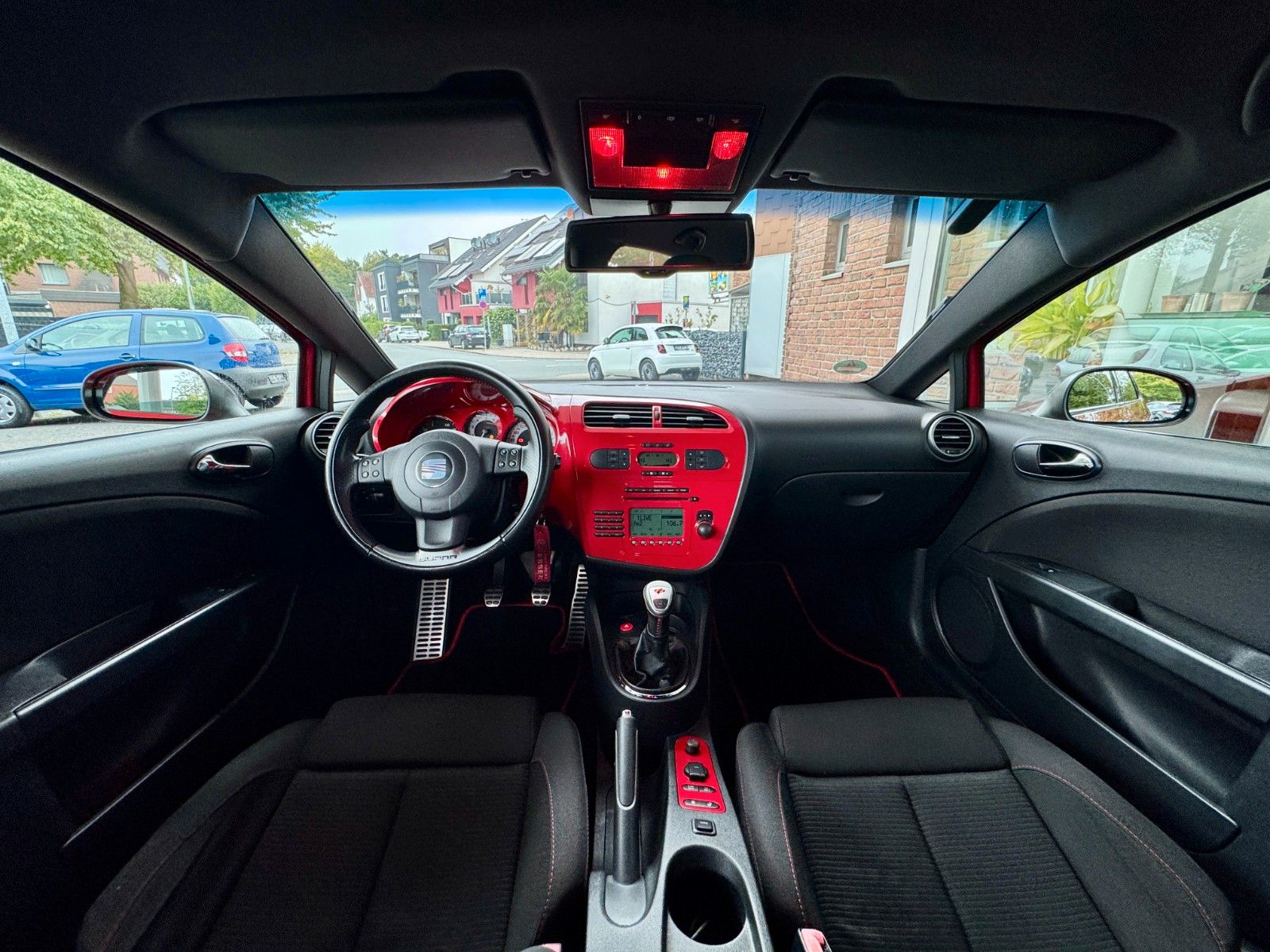 Fahrzeugabbildung SEAT Leon Cupra Xenon/Schalensitze/TÜV NEU