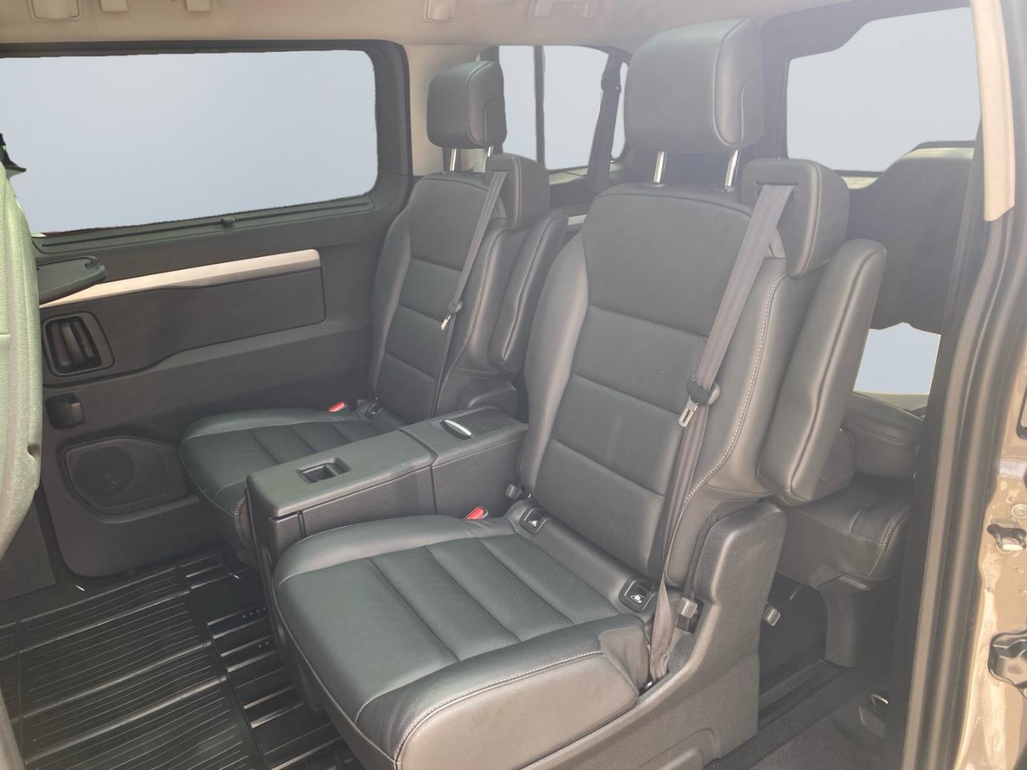 Toyota Proace Verso 2.0 D L1 Executive *StHz*Pano*Leder