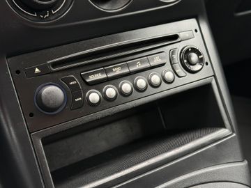 Citroën C3 Picasso 1.4 VTi 95 Tendance PDC hinten AHK