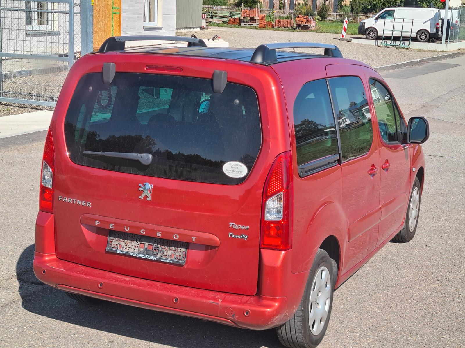 Peugeot Partner Tepee Family Klima 8fach Pano ZR neu