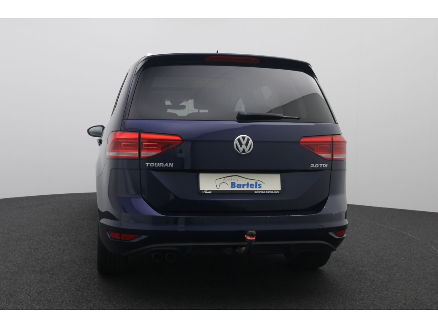 Fahrzeugabbildung Volkswagen Touran Comfortline BMT ACC, Pano, Schiebedach