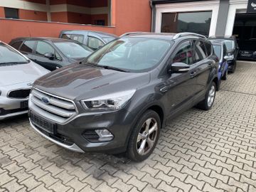 Ford Kuga - 4