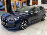 Hyundai i30 cw YES! Plus |PANO|AHK|LED|R-CAM|NAVI|TEMPO| - Hyundai i30 YES! mit Diesel-Antrieb