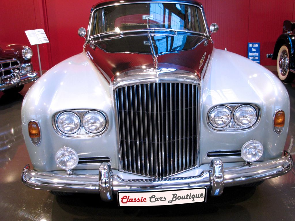 Bentley Andere