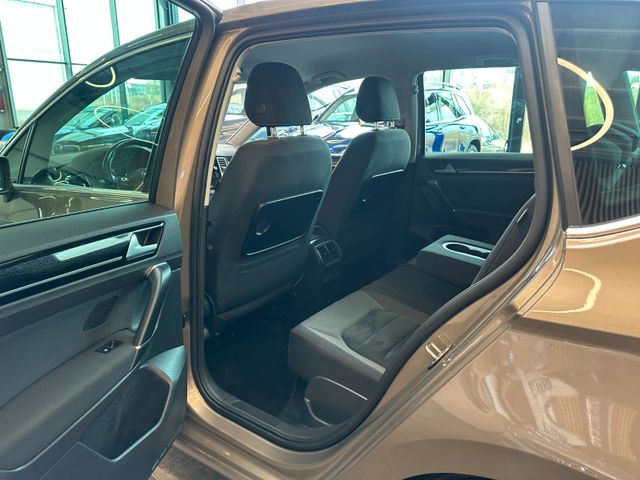 Volkswagen Golf Sportsvan VII Highline *LED*ACC*AHK*