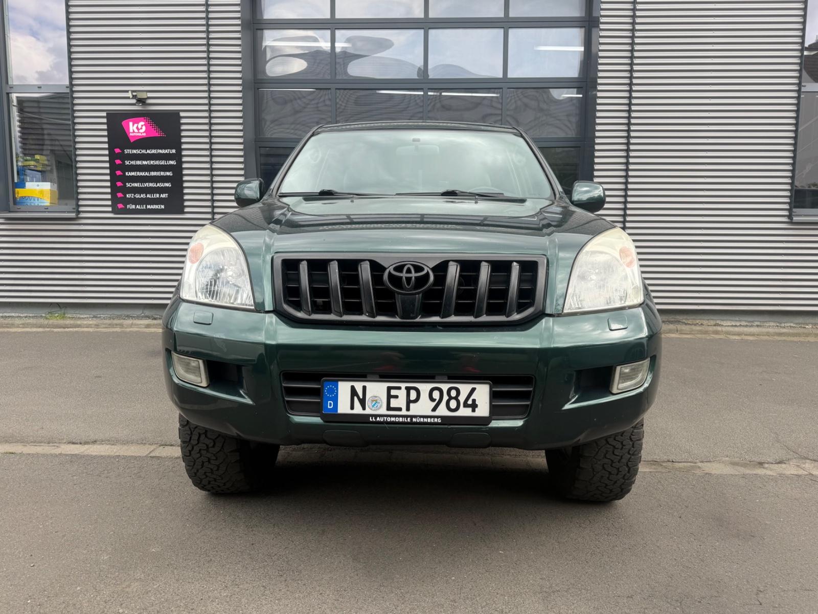 Toyota Land Cruiser 3.0 D-4D*OME FAHRWERK*STANDHEIZUNG*