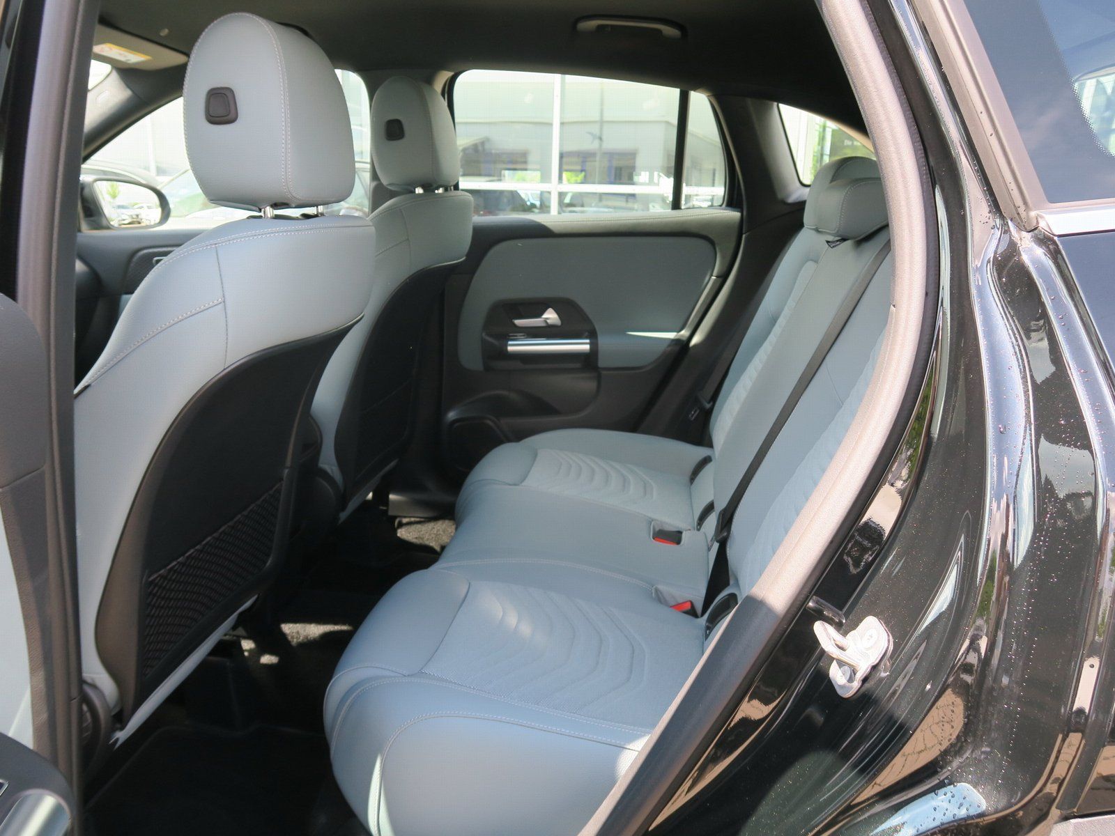 Mercedes-Benz GLA 180 Progressive Line Advanced LED High Carpl foto 7