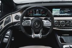 Fahrzeugabbildung Mercedes-Benz S 63 L AMG 4MATIC+ *MB-Scheckheft/1.Hand/MWST.*