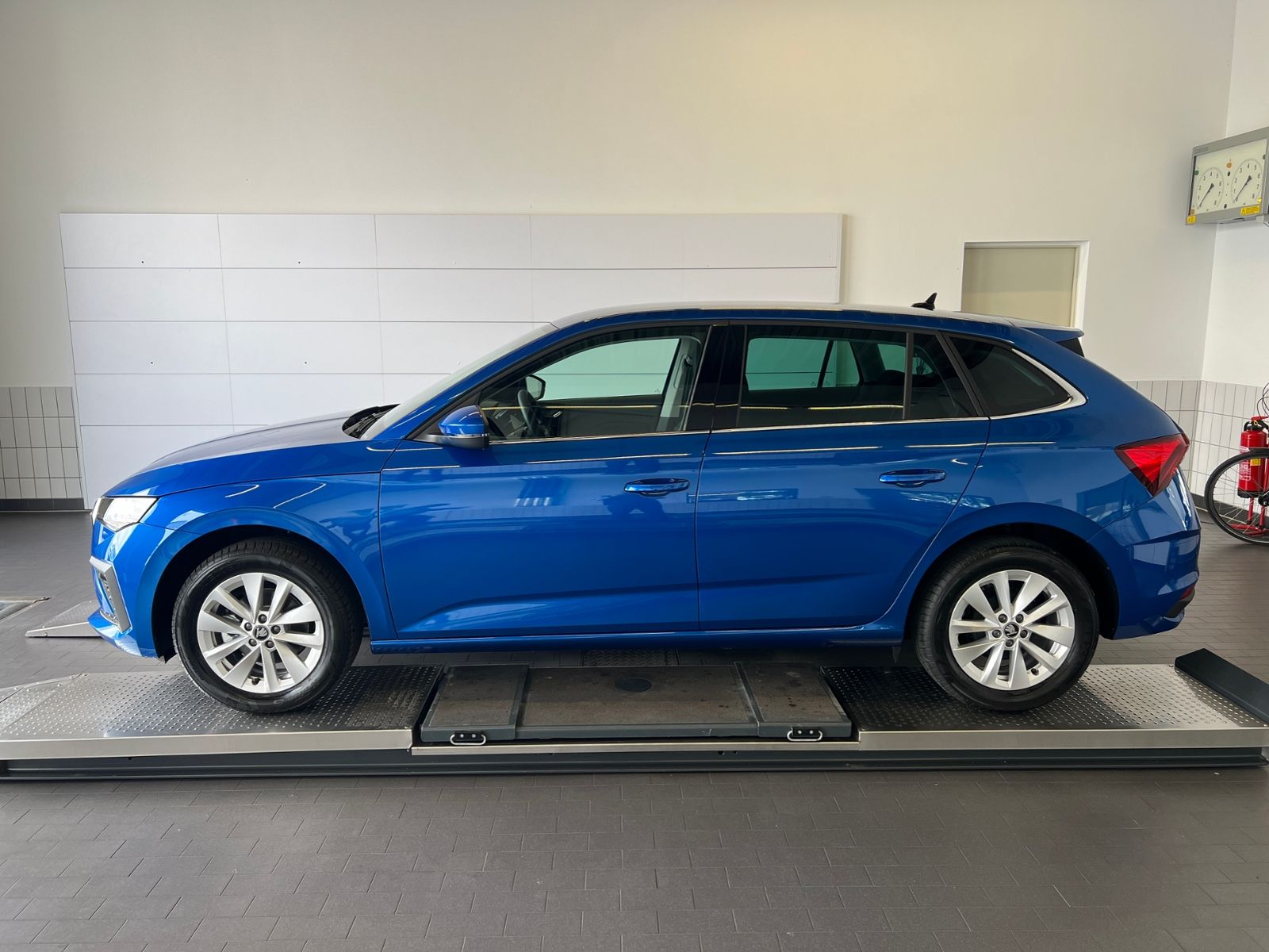 Fahrzeugabbildung SKODA Scala Selection 1.0 TSI DSG *LED,ACC,Kamera,16"-
