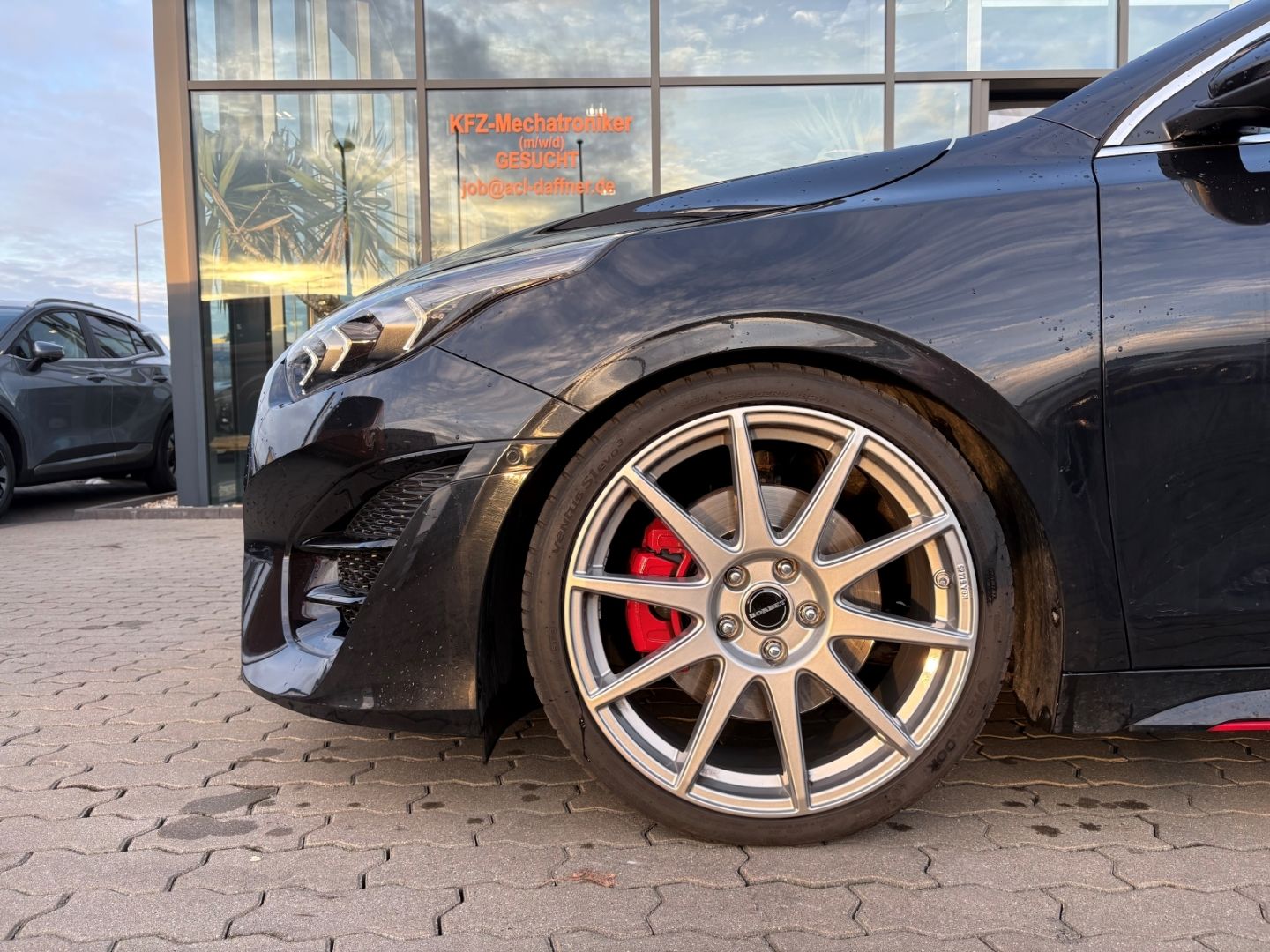 Fahrzeugabbildung Kia ProCeed GT 1.6 VerkehrszeichenERK Kamera LED