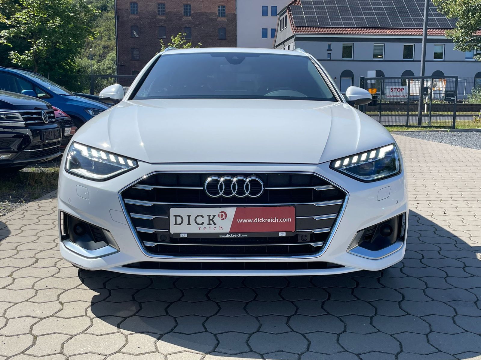 Fahrzeugabbildung Audi A4 2.0 TDI S-LINE MATRIX LED/TEMP/NAVI/SOUND DSP