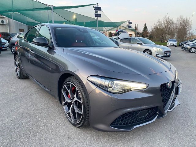 Alfa Romeo Giulia 2.2 Turbodiesel 190 CV AT8 B-T