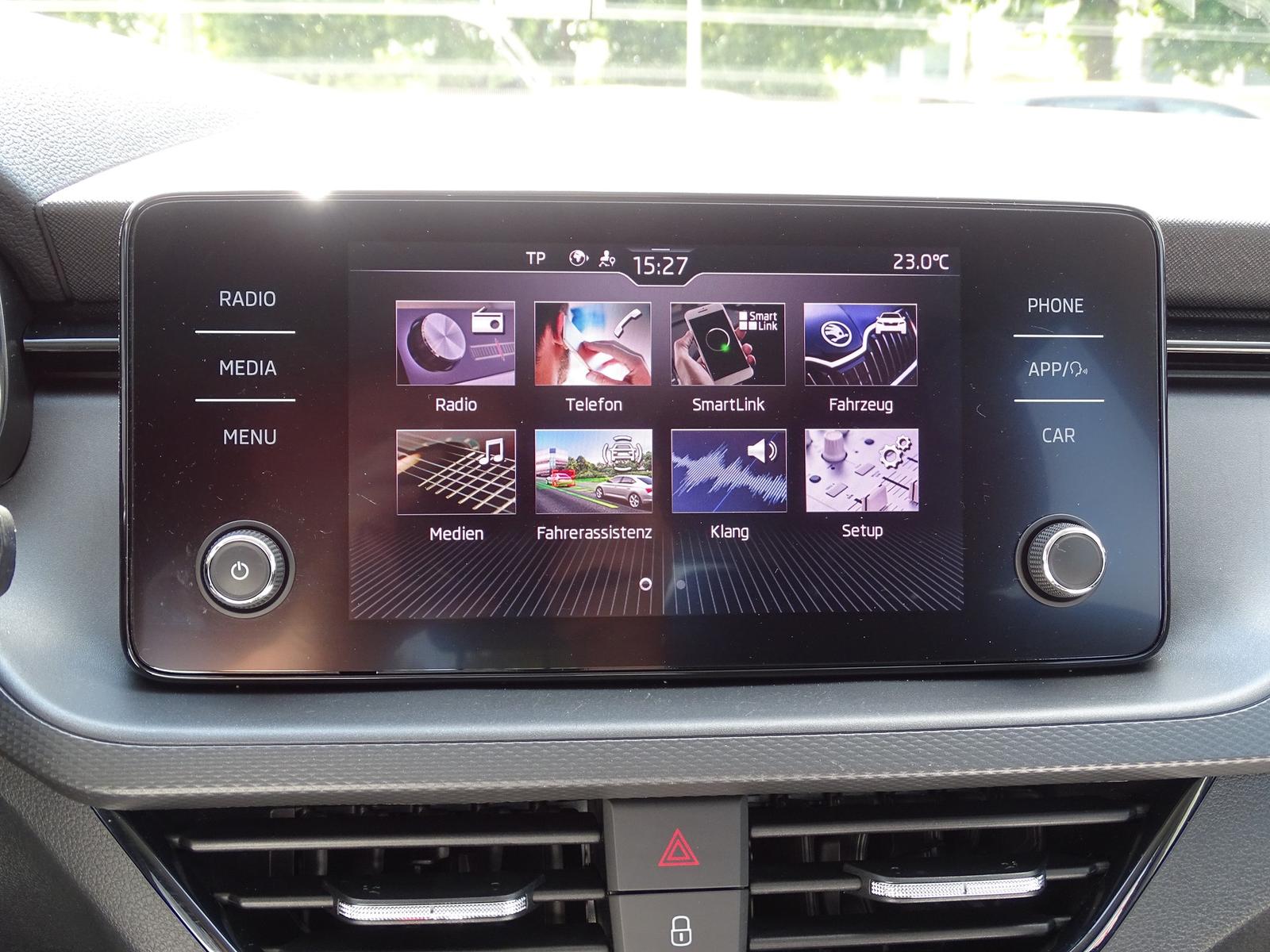 Skoda Kamiq 1.5 TSI Ambition DSG LED Klima ACC Kamera