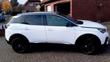 Peugeot 3008 BlueHDi 120  Allure mit AHK  - Peugeot 3008 Allure mit Diesel-Antrieb