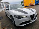 Alfa Romeo Giulia Super Q4 - Alfa Romeo Giulia Super mit Diesel-Antrieb