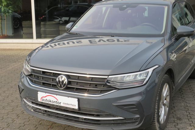 Volkswagen Tiguan Active KAMERA 18`NAVI PARKLENK ACC 1.Hd