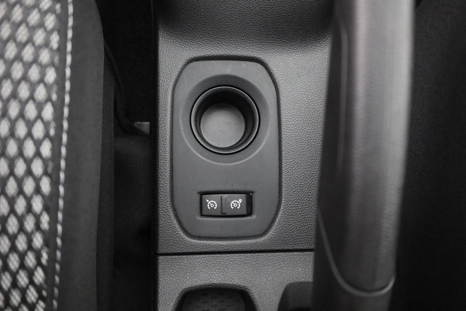 Dacia Duster 1.6 SCe Prestige Navi Sitzheizung Kamera