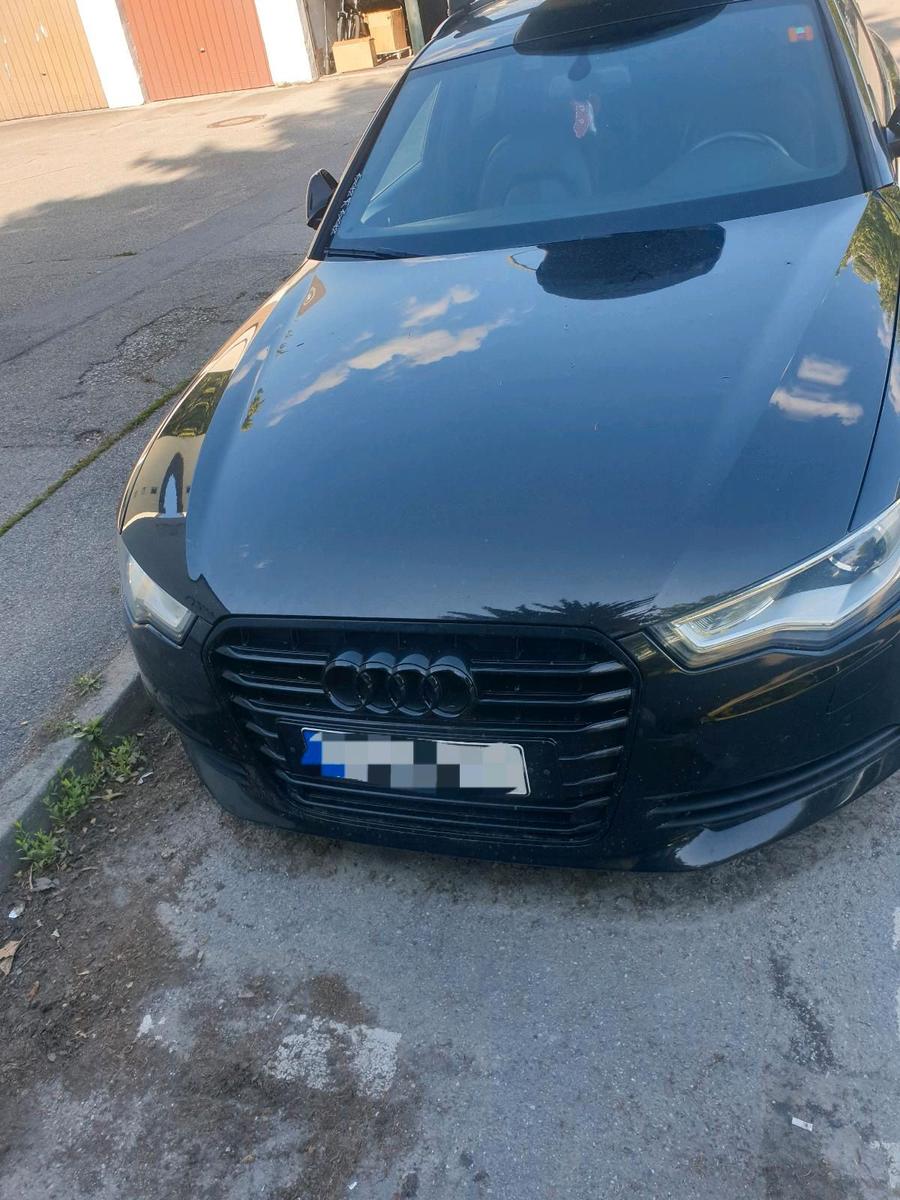 Audi A6 2012 — rear view