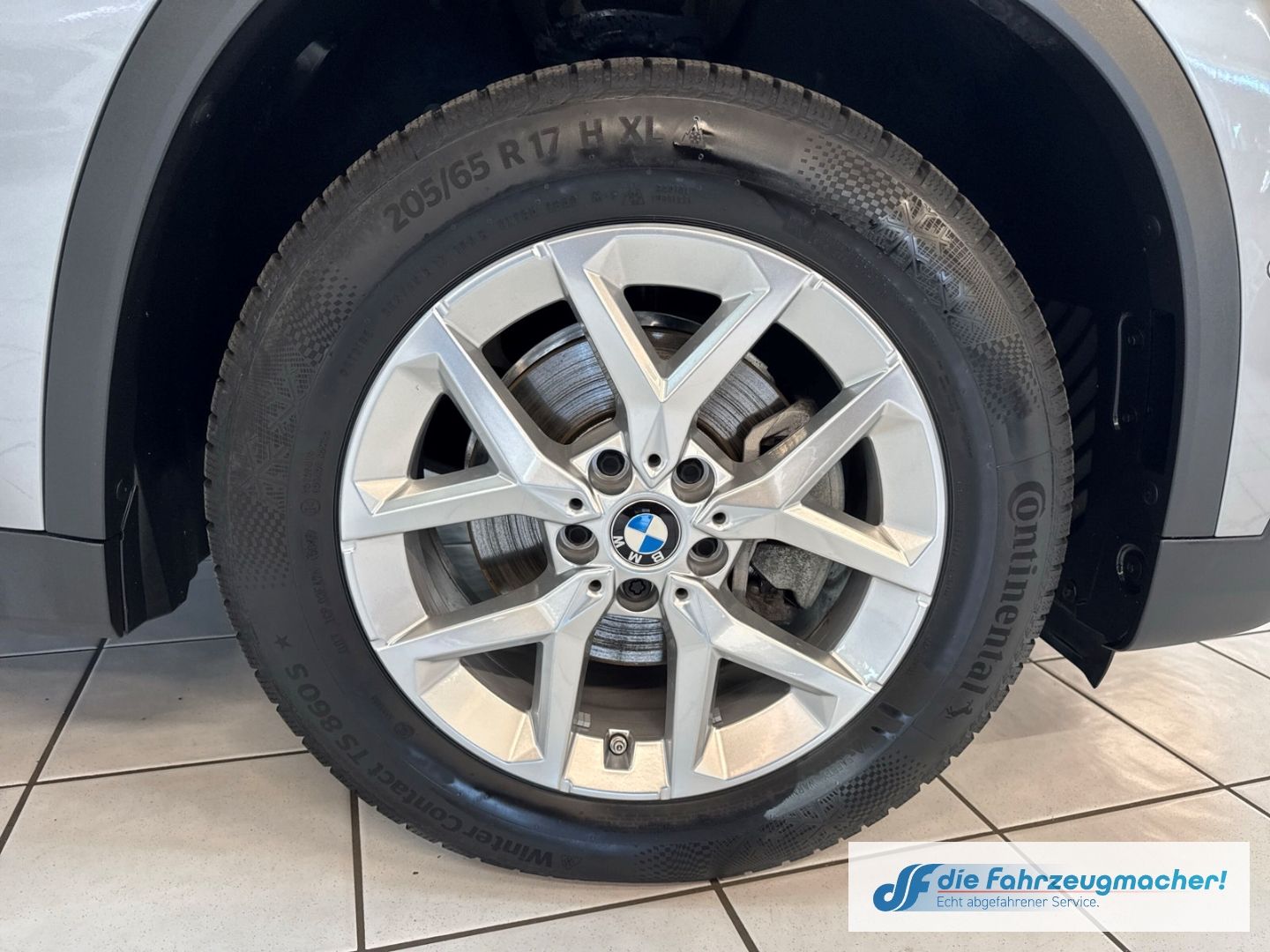 Fahrzeugabbildung BMW X1 20 d xDrive Park-Assistent Navi Digitales Coc