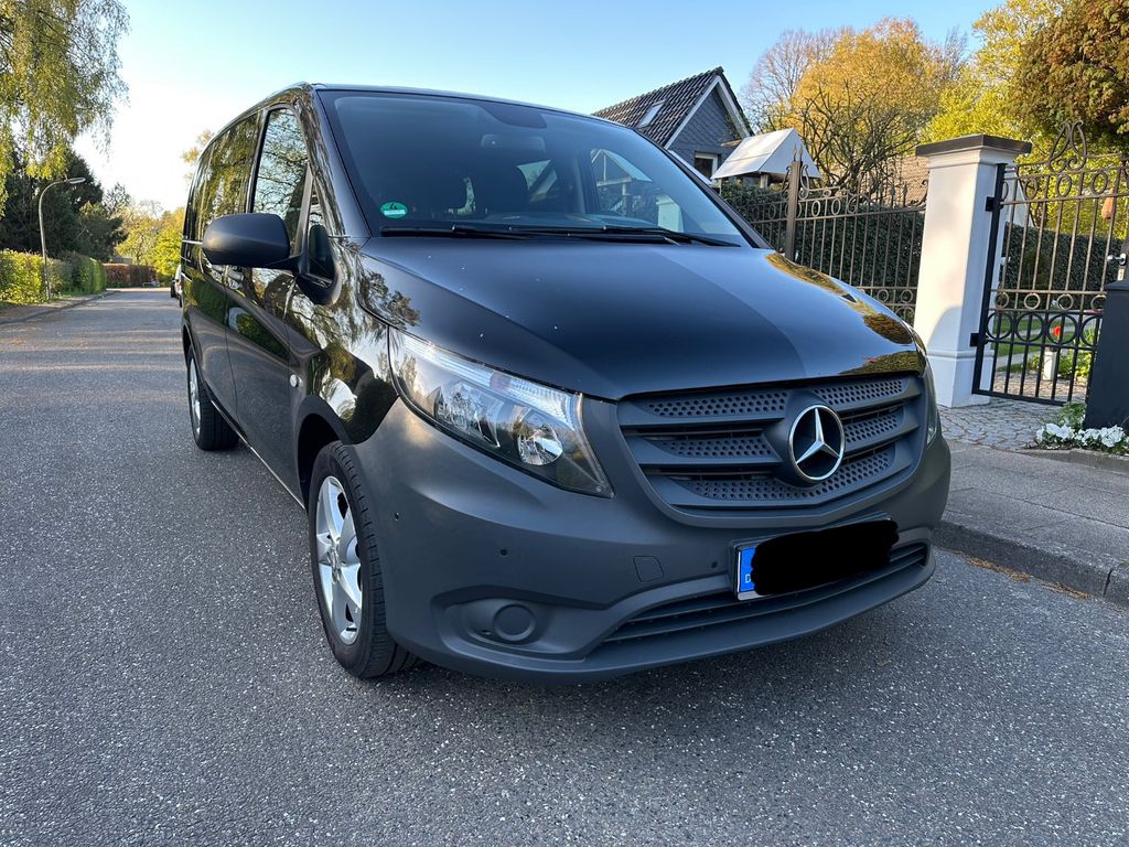 Image of Mercedes-Benz Vito