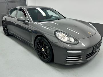 Porsche Panamera - 10