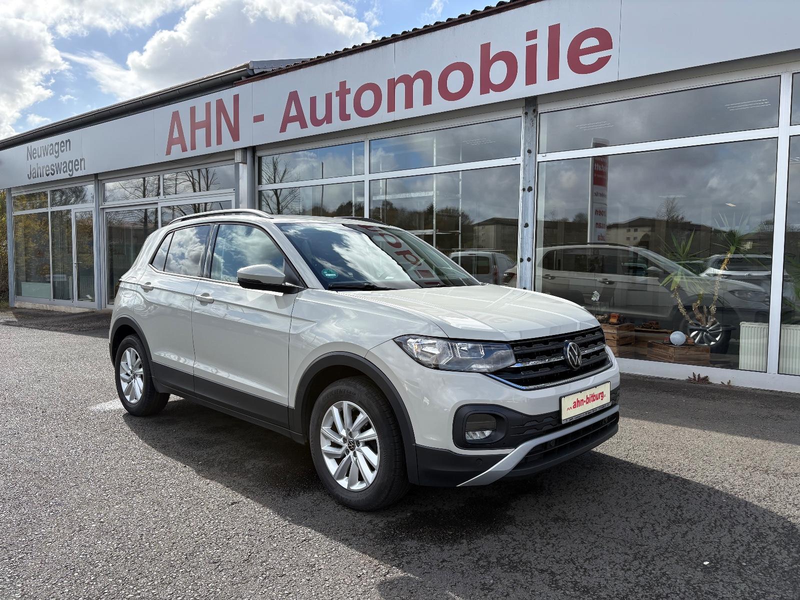Volkswagen T-Cross Life,DSG,SH,ACC