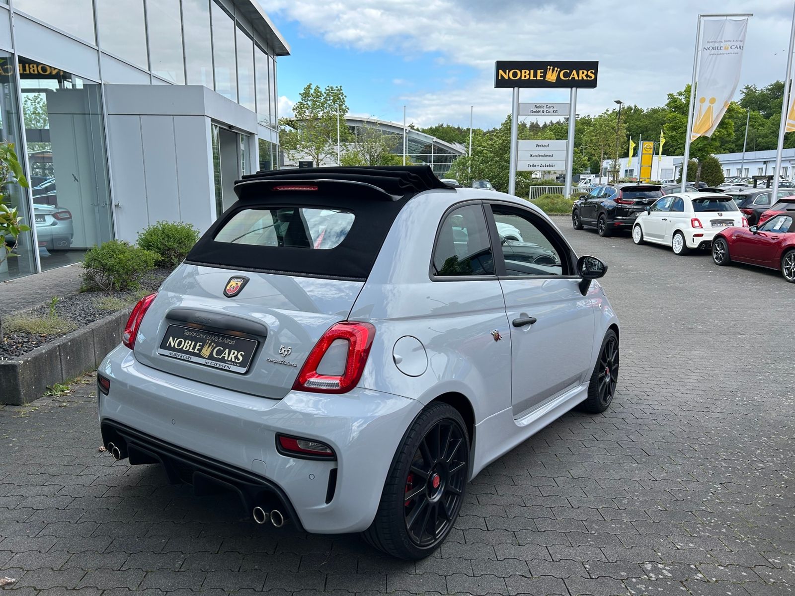 Fahrzeugabbildung Abarth 595C Cabrio Competizione BEATS XEN CARPLAY PDC