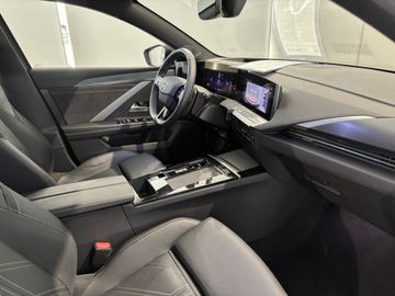 Fotografie des Opel Astra Sports Tourer 1.5 D Automatik GS