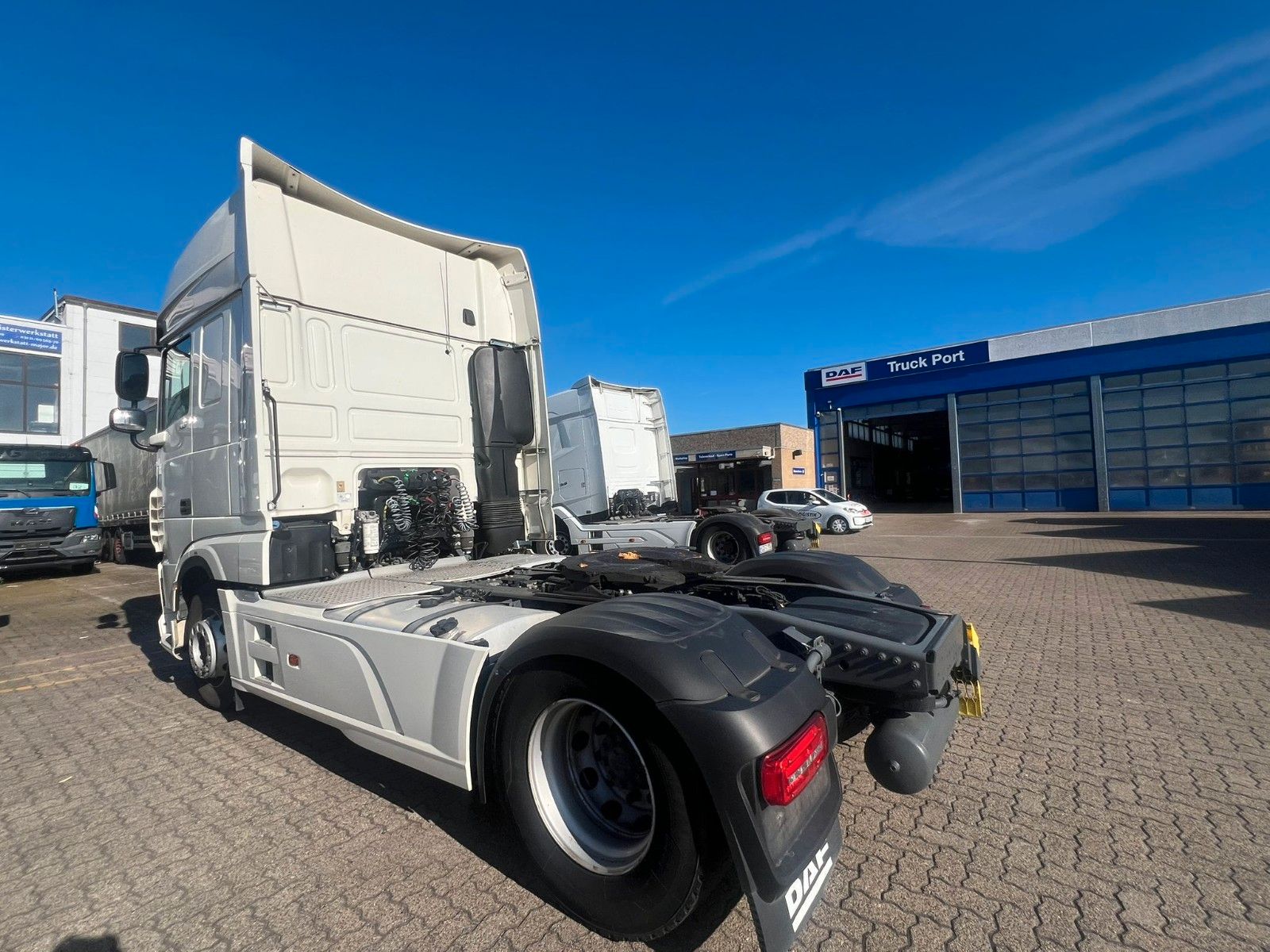 Fahrzeugabbildung DAF 2 Stück XF 480 FT SSC, Intarder