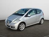 Mercedes-Benz A 180 Avantgarde SHZ*TEMPOMAT*PTS*AUDIO 20*uvm* - Mercedes-Benz A-Klasse: Sportwagen