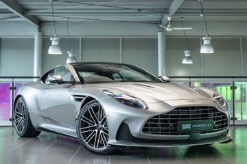Aston Martin DB12 4.0 V8