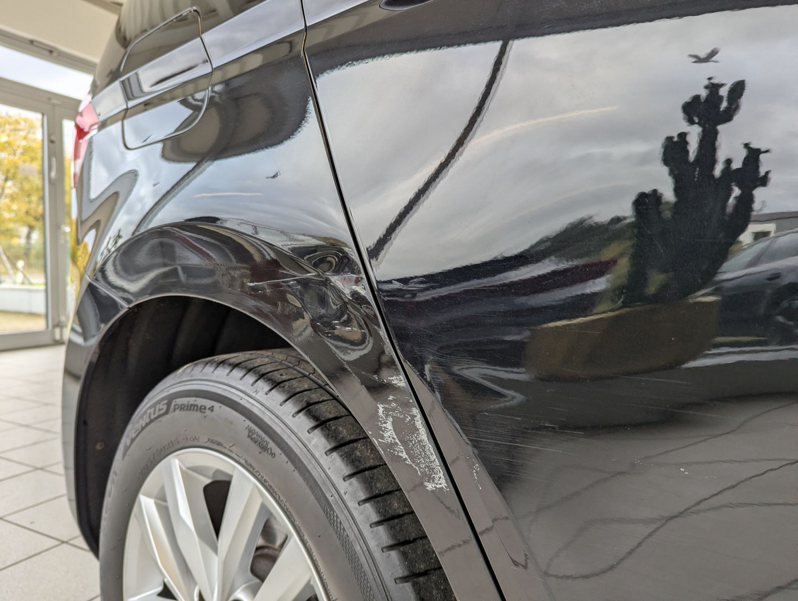 Fahrzeugabbildung Volkswagen Touran 1.4 TSI DSG Comfline 7-Sitze Navi