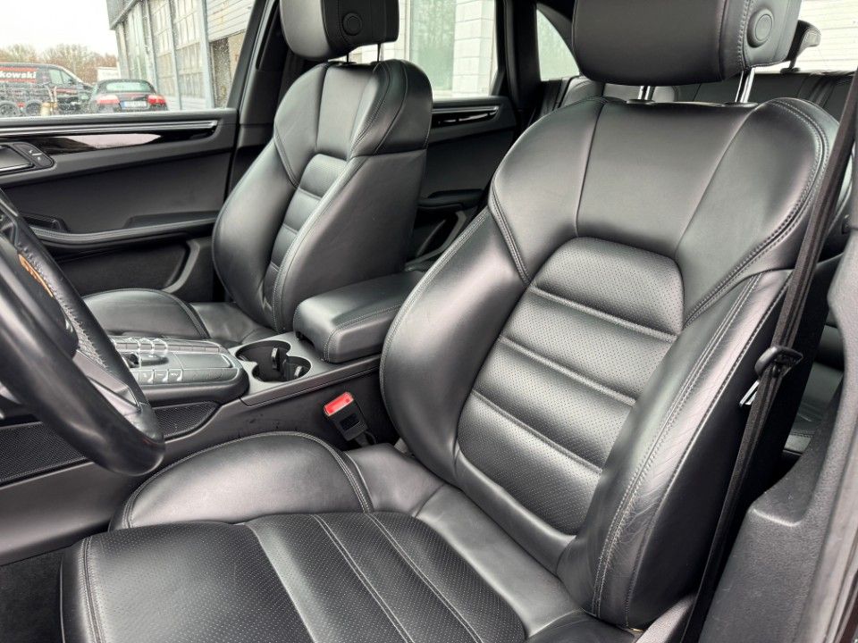 Fahrzeugabbildung Porsche Macan S 18er Pano Bi-Xenon PDLS DAB+ ...