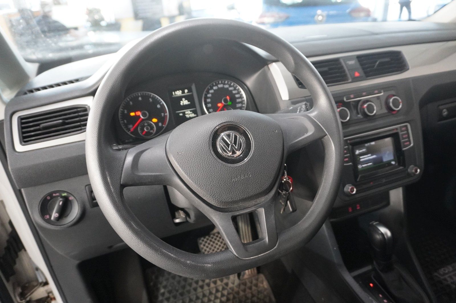 Fahrzeugabbildung Volkswagen Caddy 1.4 TSI TRENDLINE DSG 5-SITZE KLIMA/AHK