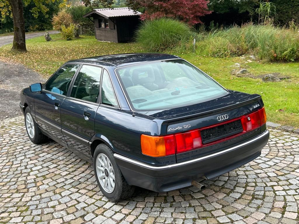Audi 90