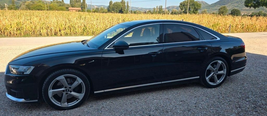 Image of Audi A8