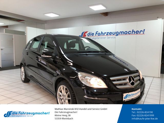 Mercedes-Benz B 180 -Klasse Sportpaket Navi SD SHZ Parklenkass