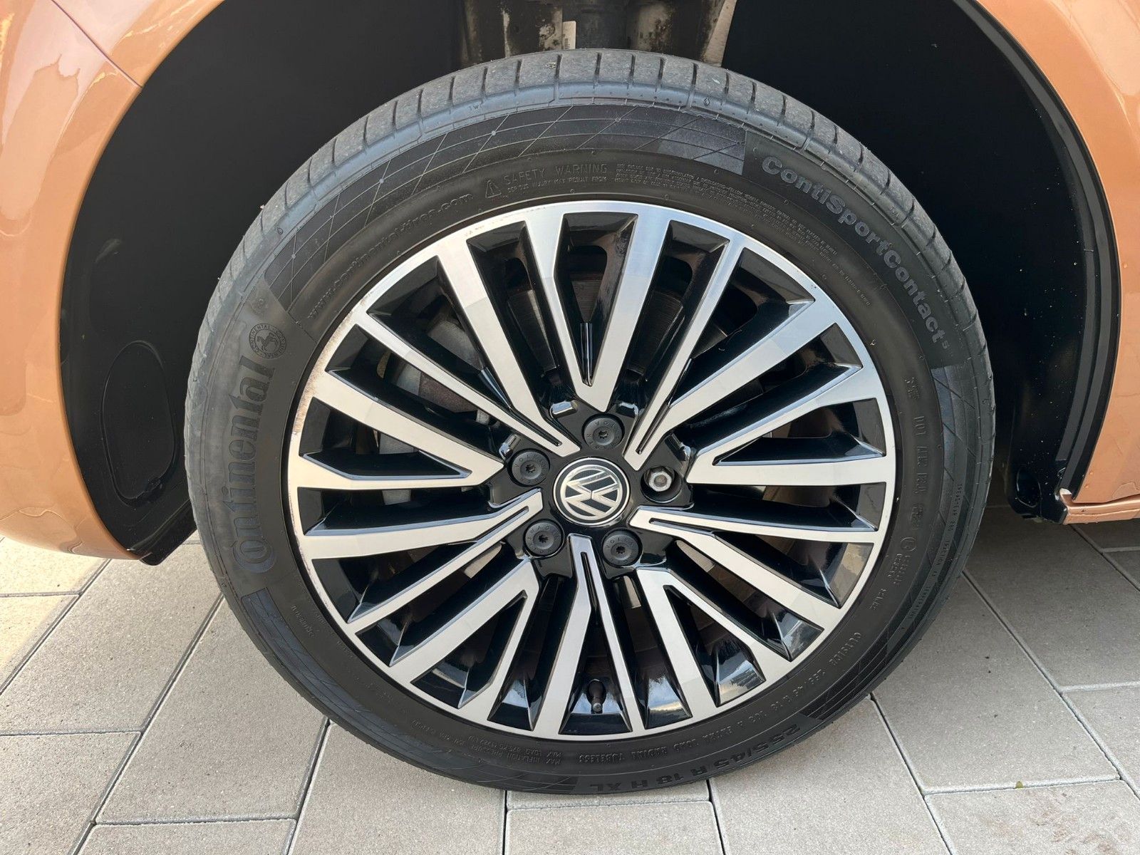 Fahrzeugabbildung Volkswagen T6 2.0TDI California 4Motion Ocean