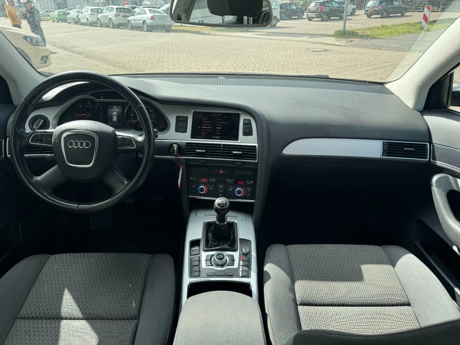 Audi A6 2011 — photo 9