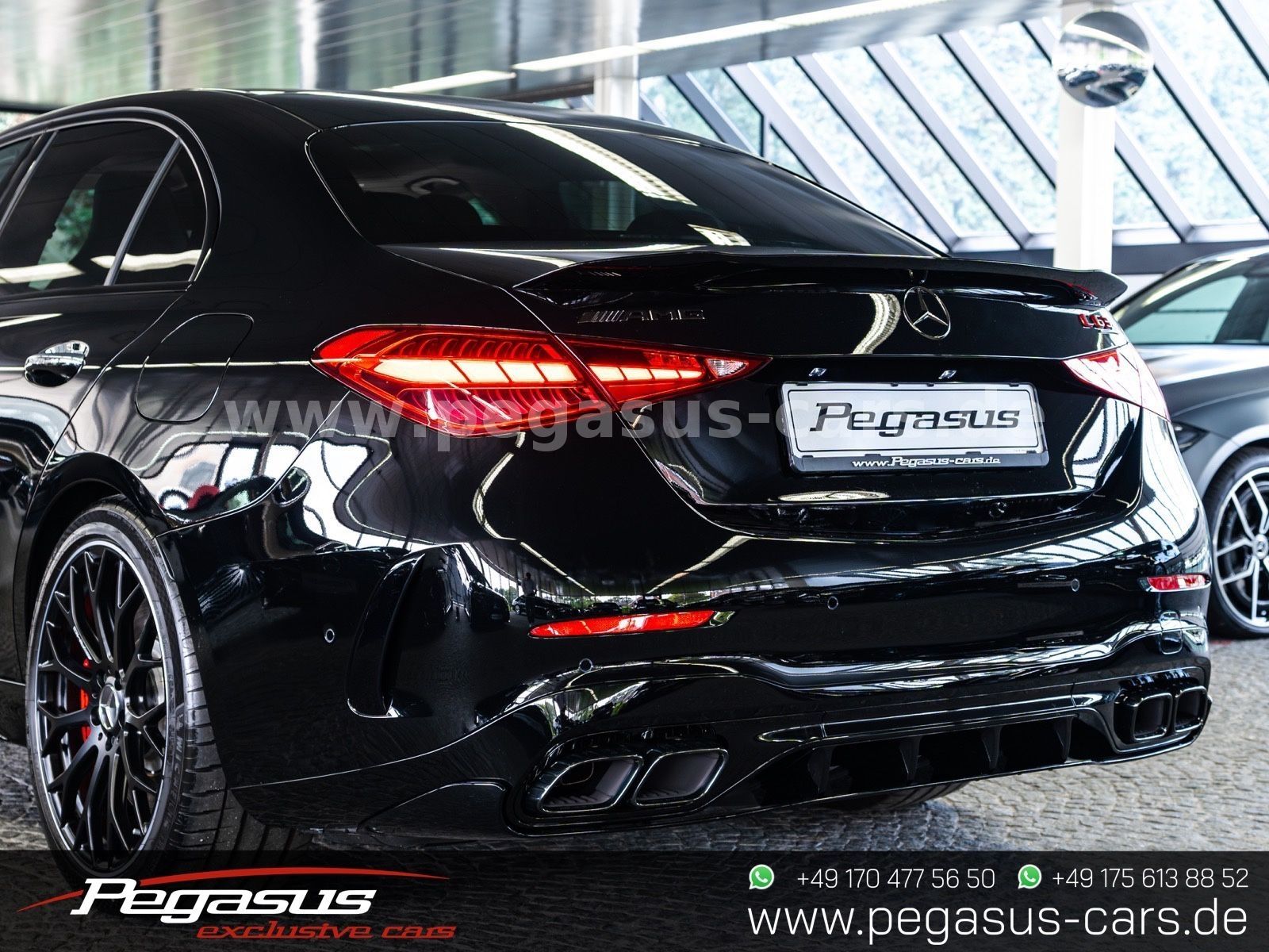 MERCEDES-BENZ C 63 AMG - 15