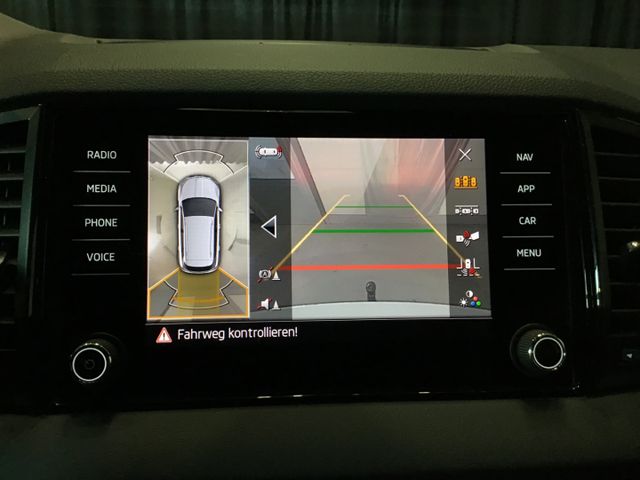Fahrzeugabbildung Skoda Karoq Sportline 1.5TSI AHK/ACC/Matrix/Standheizu