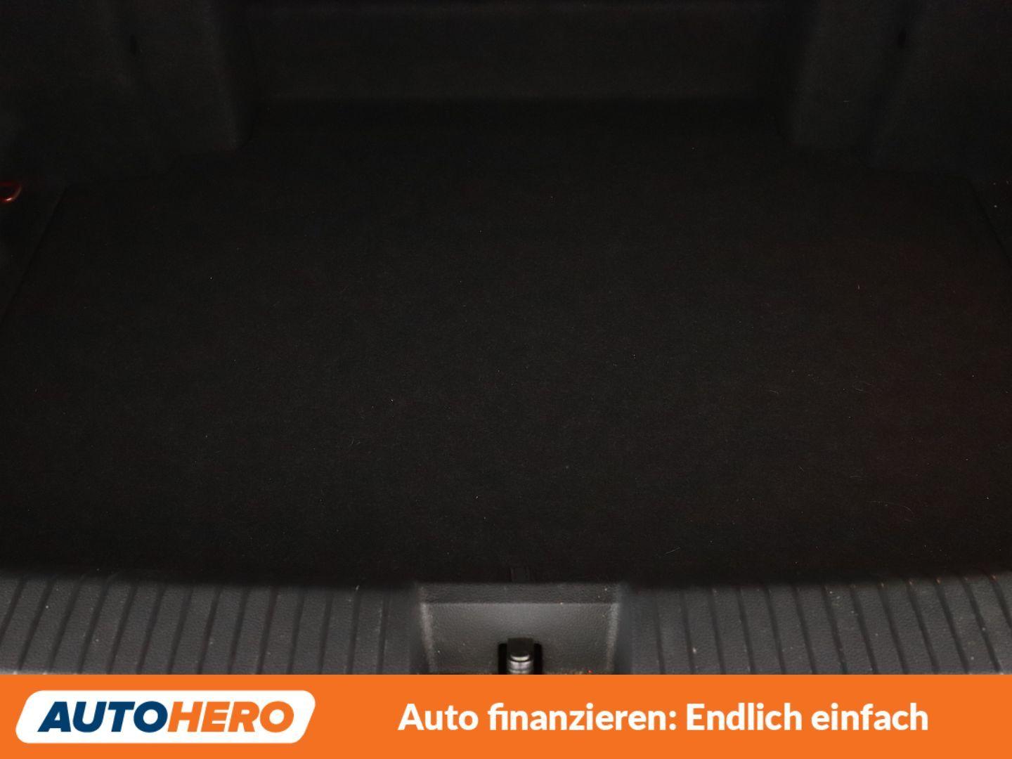 Volkswagen T-Roc 1.5 TSI ACT R-Line Aut.*NAVI*CAM*SHZ*ACC*, миниатюра 17