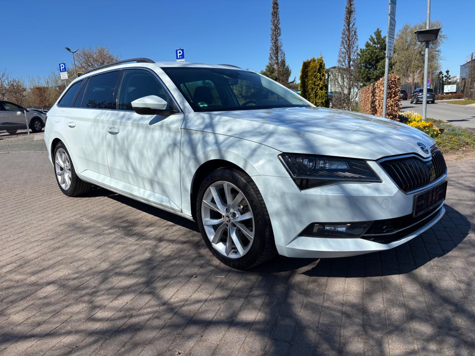 Skoda Superb Combi Ambition