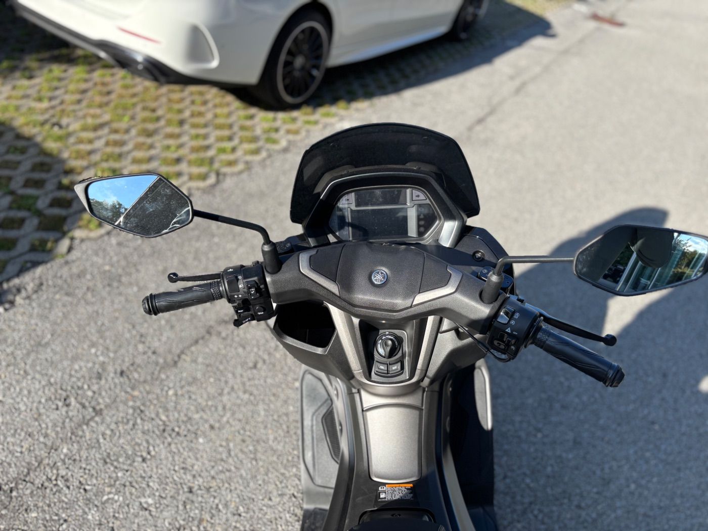 Fahrzeugabbildung Yamaha NMax 155 Tech Max Modell 2026 Herbst Deals
