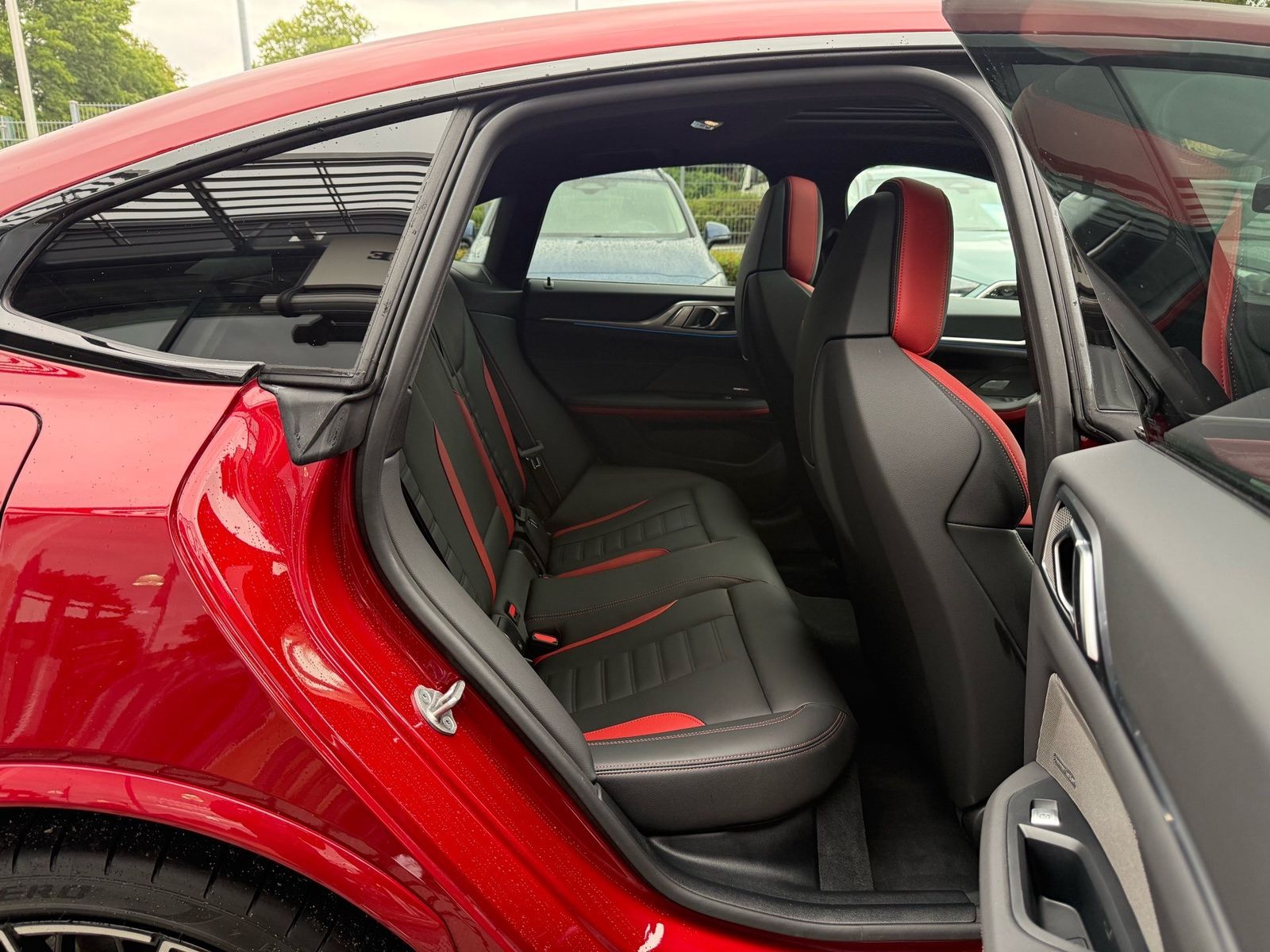 BMW i4 - Bild 22