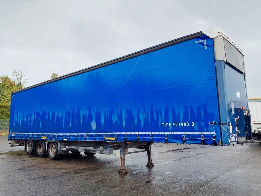 Schmitz Cargobull Curtainsider