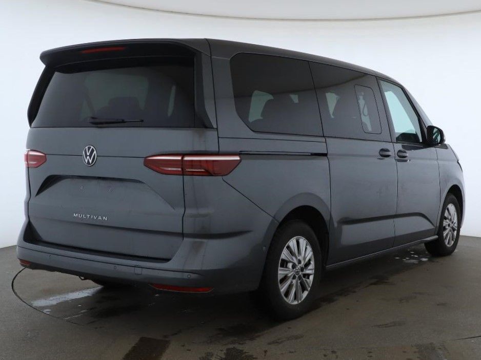Volkswagen T7 Multivan - Bild 3