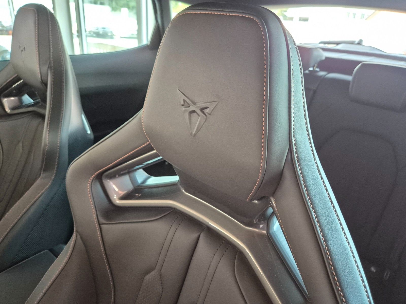 Fahrzeugabbildung CUPRA Formentor VZ5 BAT by ABT/One of 500/Neuwertig